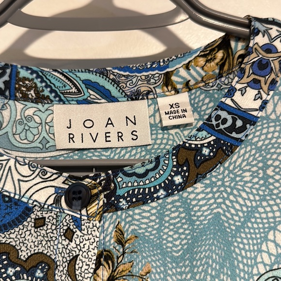 NWT- Joan Rivers Classics Collection, Print Textured Blouse, long Sleeves - Picture 8 of 12